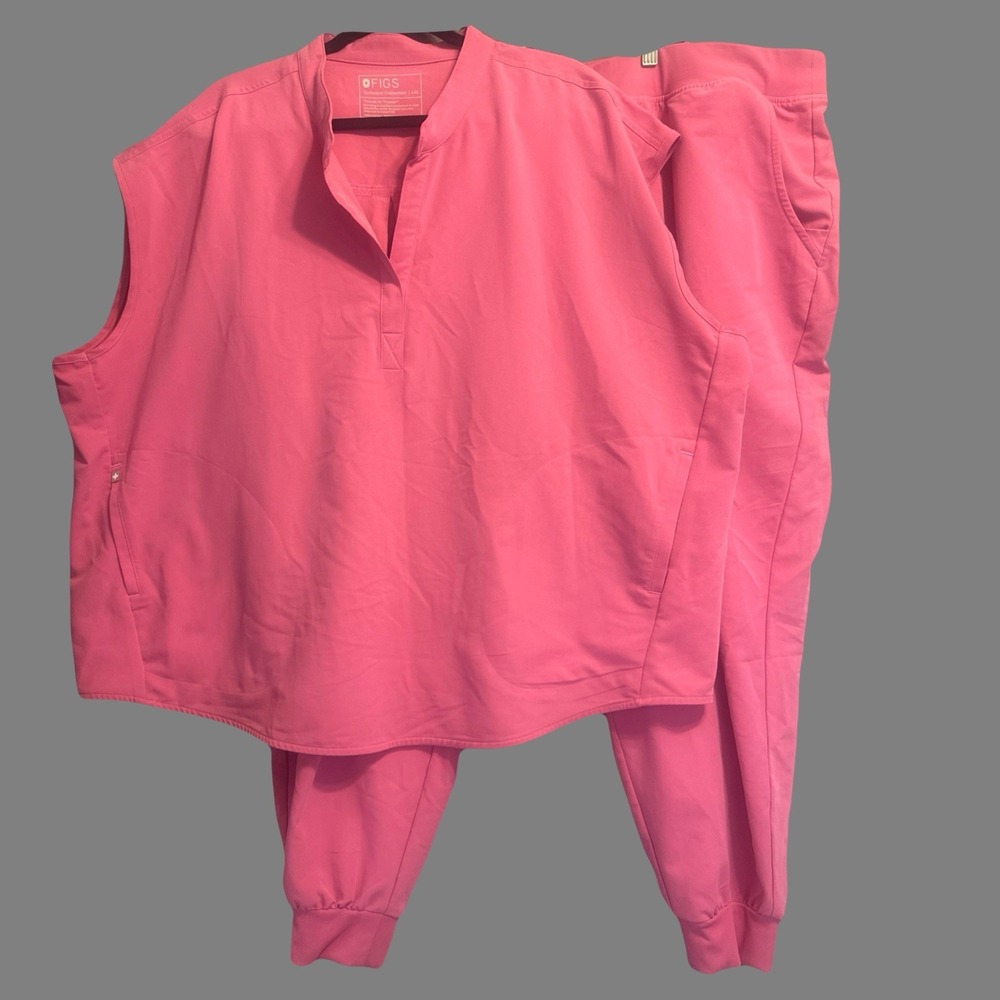 Figs Womans Plus Size Scrub Set Rafaela Top 4XL & Zamora Jogger Pants 6XL Pink